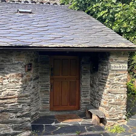 Nyaraló La Casa De Cela Pesoz