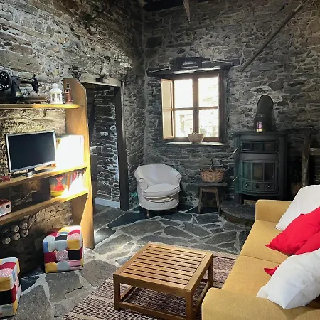 La Casa De Cela * Pesoz